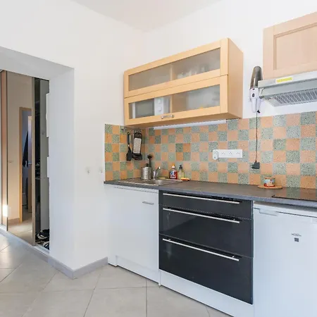 Vaste De 45 M2 Climatise -n4 Apartment